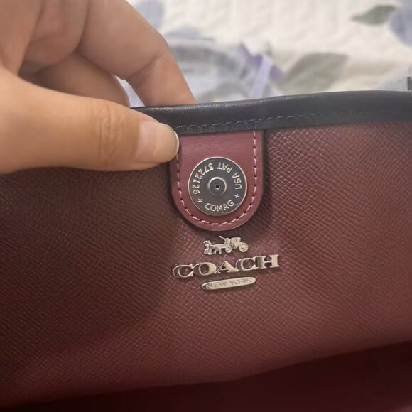 Coach Black Patterned Women's Bag - Picture 4 of 6